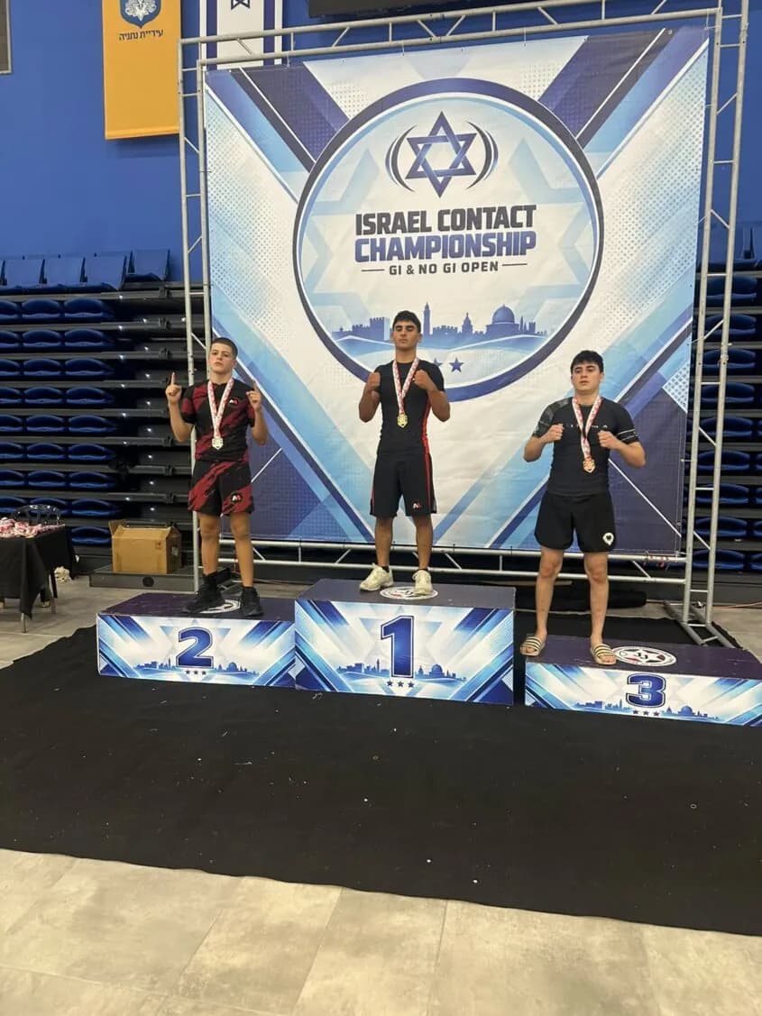 🥋 Юные спортсмены из Ашкелона завоевали четыре медали на чемпионате Израиля